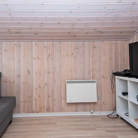بيت للعطل 6 Person Holiday In Oksb L