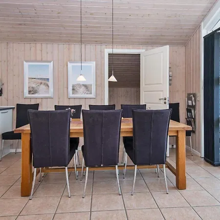 6 Person Holiday In Oksb L